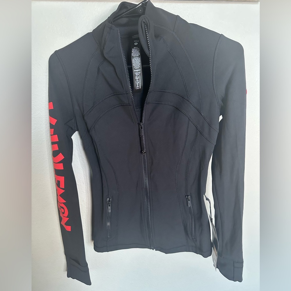 Lululemon disney define Nulu jacket